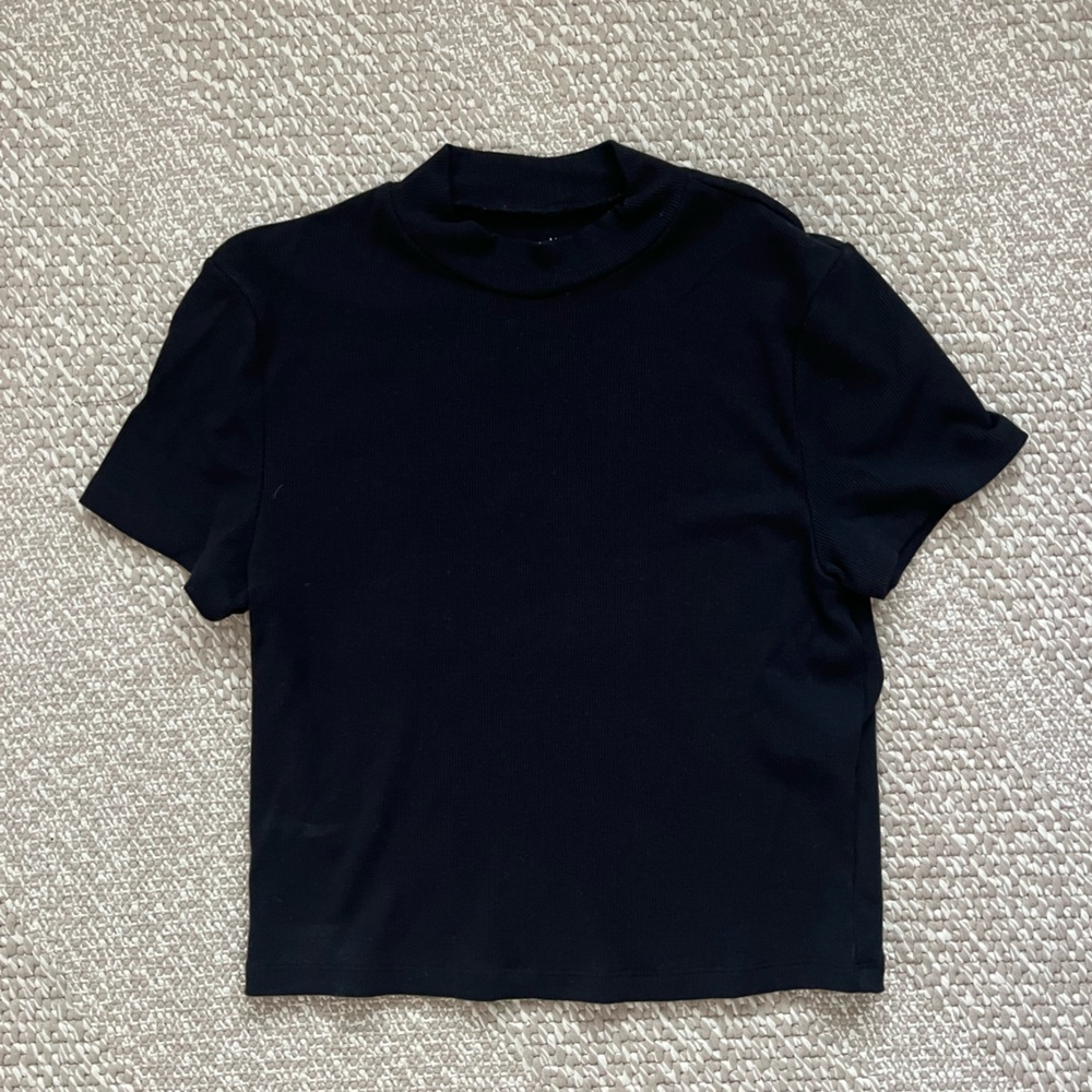 Abercrombie & Fitch Black Short-Sleeve Mock Neck Top